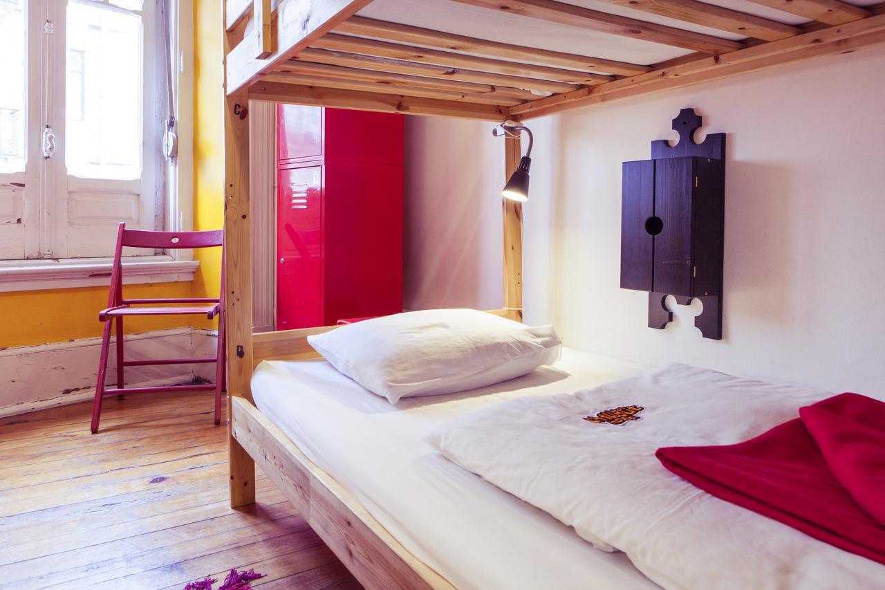 Einzelbett im Schlafsaal mit 5 Betten
